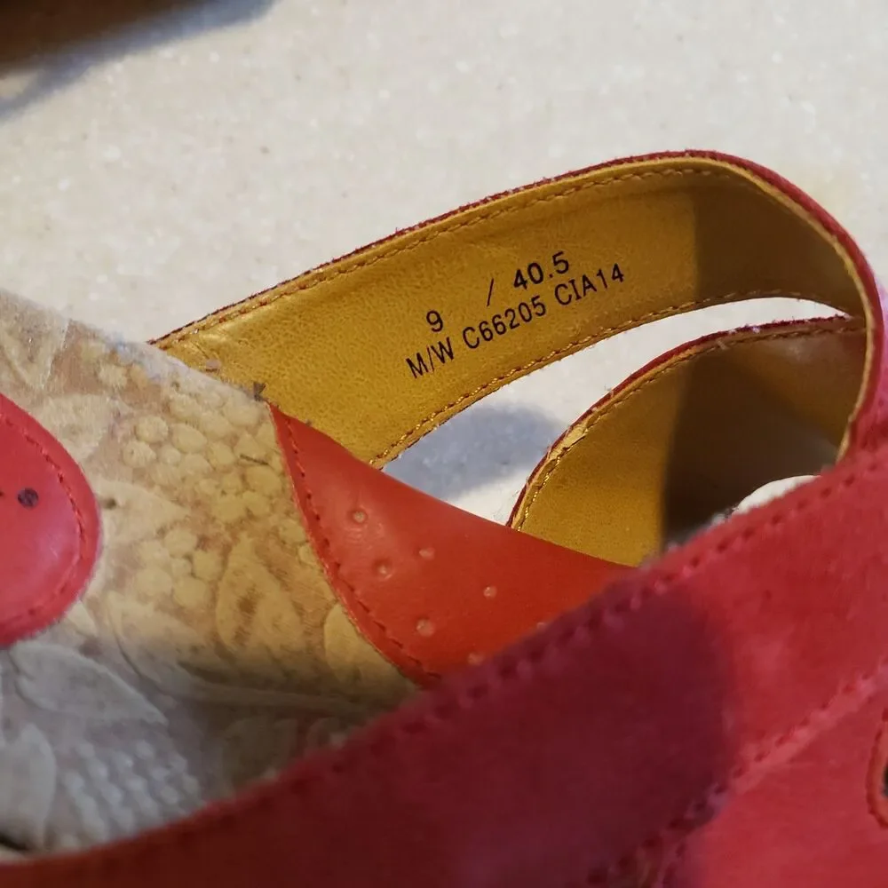 BOC Born Concept Wedge Sandals Sz 9M Red Leather Floral Cork Heels Slip On EUC
